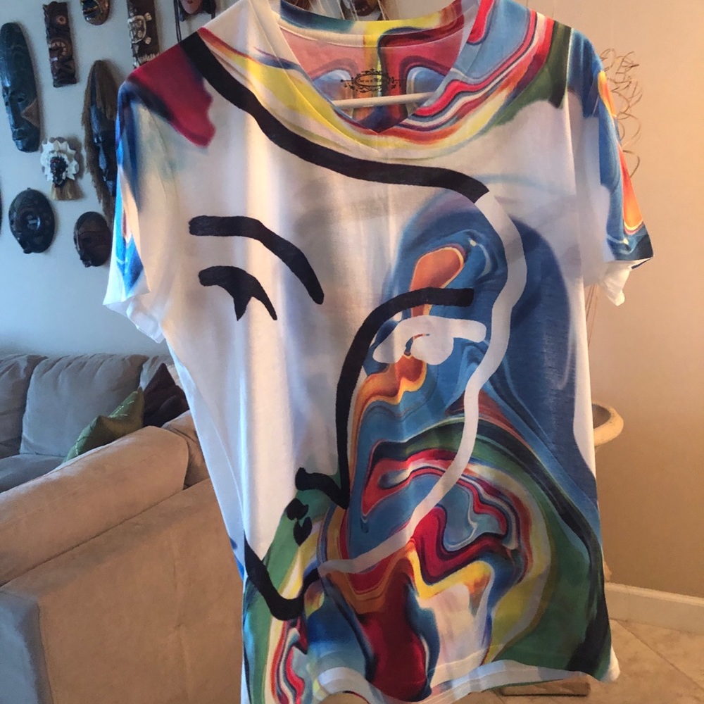 Artistic t shirt